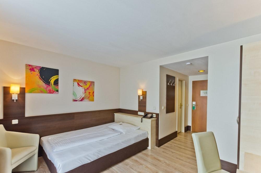 Hotel Astor München Ngoại thất bức ảnh